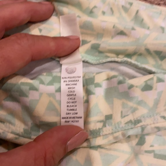 Lularoe - Picture 4 of 4